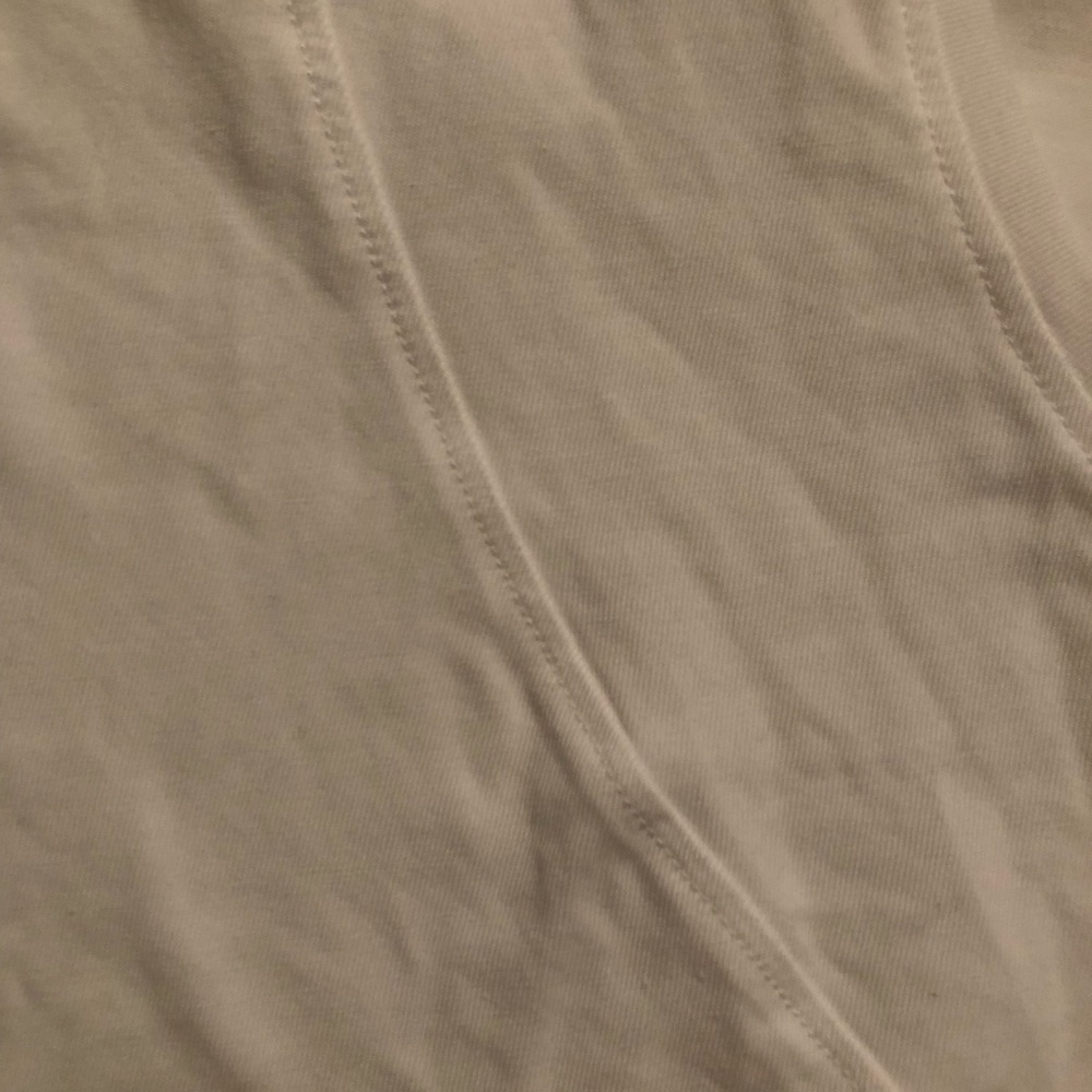 Lululemon ‘muscle’ tank - Picture 7 of 10